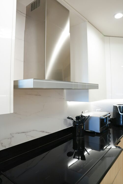Kitchen rangehood cleaning